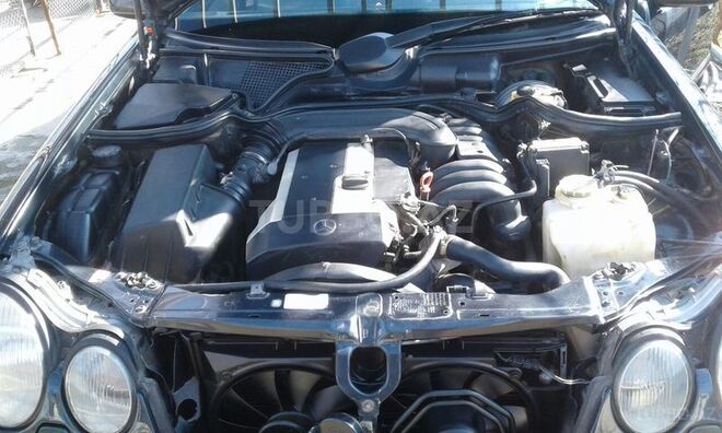 Mercedes E 280 1997, 312,000 km - 2.8 l - Gəncə