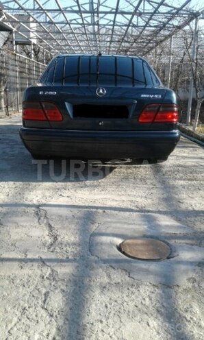 Mercedes E 280 1997, 312,000 km - 2.8 l - Gəncə