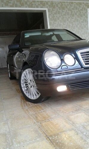 Mercedes E 280 1997, 312,000 km - 2.8 l - Gəncə