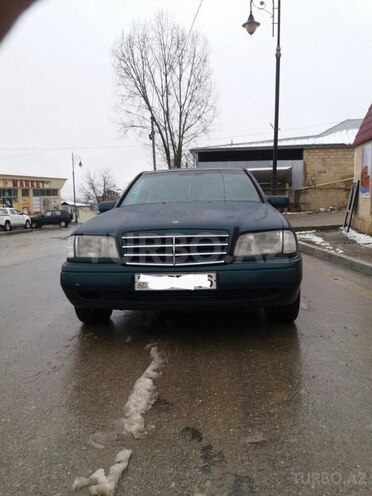 Mercedes C 180 1995, 405,000 km - 1.8 l - Şamaxı