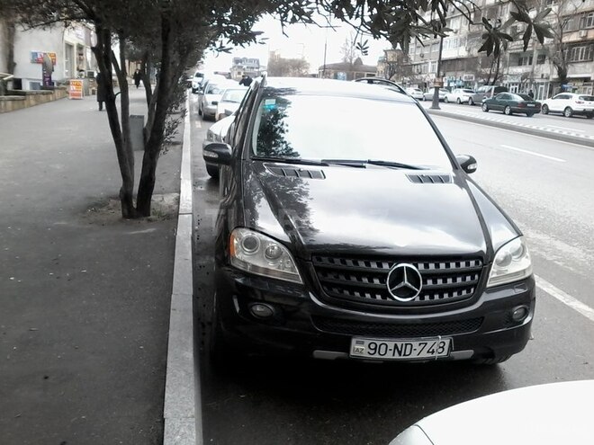 Mercedes ML 350 2006, 122,000 km - 3.5 l - Bakı