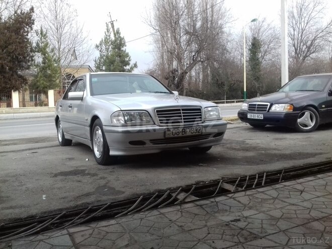 Mercedes C 200 1998, 90,186 km - 2.0 л - Zaqatala