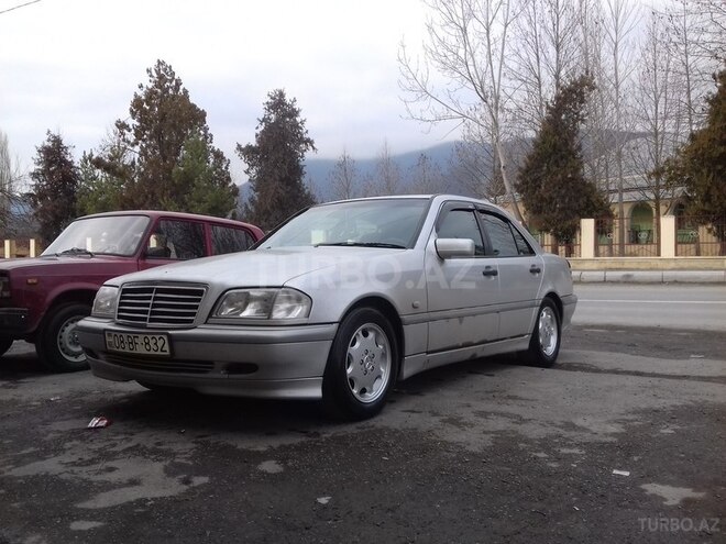 Mercedes C 200 1998, 90,186 km - 2.0 л - Zaqatala