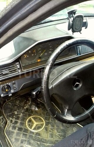 Mercedes E 300 1990, 20,000 km - 0.3 l - Bakı