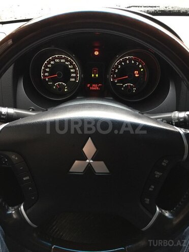 Mitsubishi Pajero 2013, 55,000 km - 0.3 л - Bakı