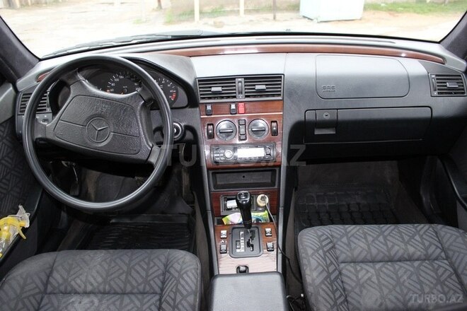 Mercedes C 180 1994, 378,620 km - 1.8 l - Bakı