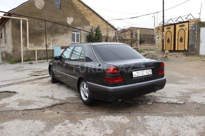 Mercedes C 180 1994, 378,620 km - 1.8 l - Bakı