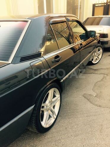 Mercedes 190 1992, 130,000 km - 2.3 l - Bakı