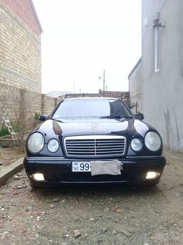 Mercedes E 240 2000, 262,000 km - 2.4 l - Bakı