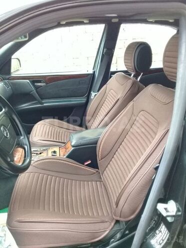 Mercedes E 240 2001, 250,000 km - 2.4 l - Bakı