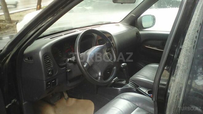 Infiniti QX4 1999, 175,000 km - 3.0 л - Xırdalan