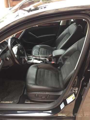 Volkswagen Passat 2012, 113,800 km - 2.5 л - Bakı