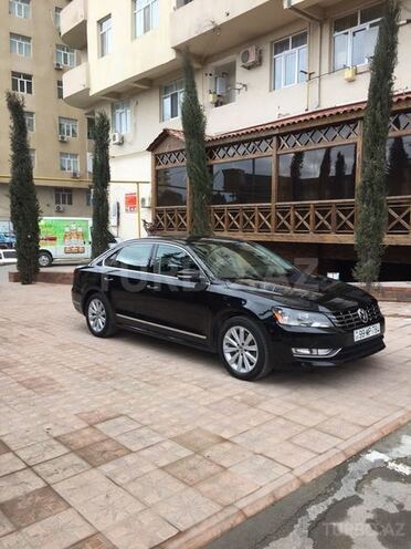 Volkswagen Passat 2012, 113,800 km - 2.5 л - Bakı