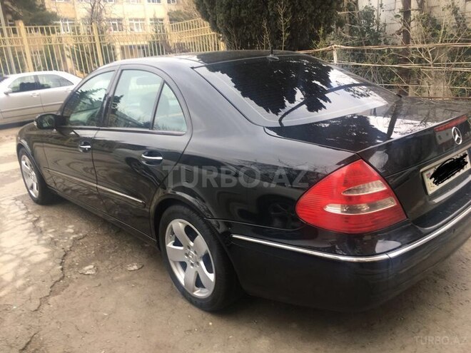 Mercedes E 240 2003, 261,000 km - 2.6 l - Bakı