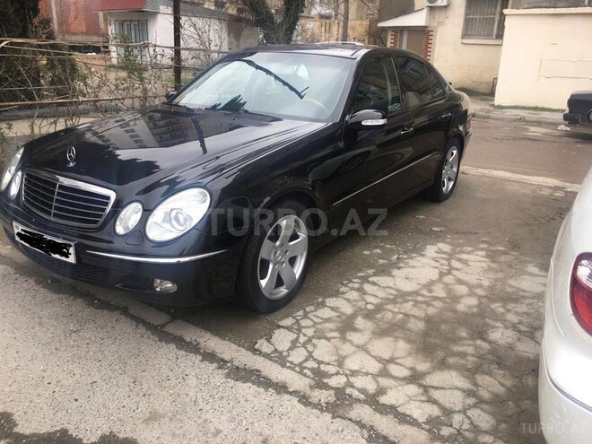 Mercedes E 240 2003, 261,000 km - 2.6 l - Bakı