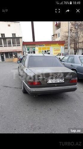 Mercedes E 260 1989, 257,000 km - 2.6 l - Bakı