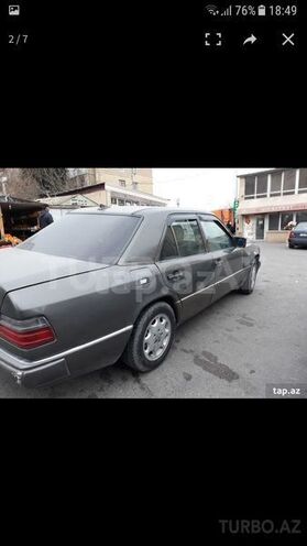 Mercedes E 260 1989, 257,000 km - 2.6 l - Bakı