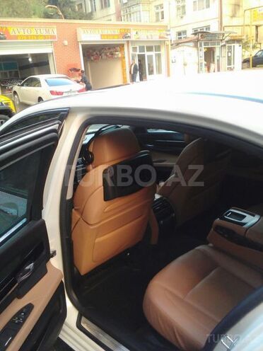 BMW 750 2009, 145,000 km - 4.4 l - Bakı