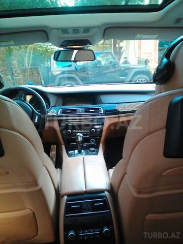 BMW 750 2009, 145,000 km - 4.4 l - Bakı