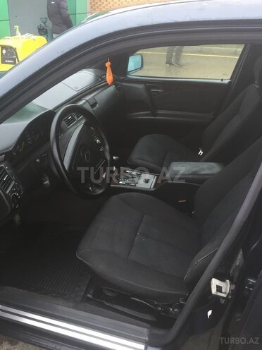 Mercedes E 230 1997, 313,603 km - 2.3 l - Qusar