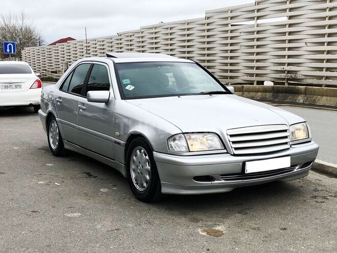 Mercedes C 180 1999, 251,000 km - 1.8 л - Bakı