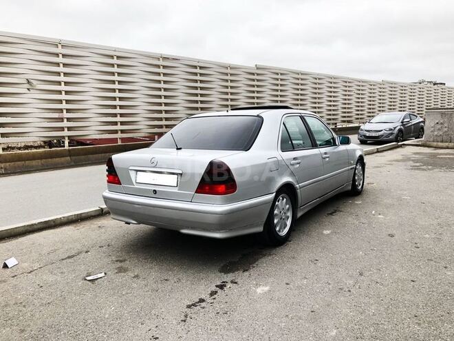Mercedes C 180 1999, 251,000 km - 1.8 л - Bakı