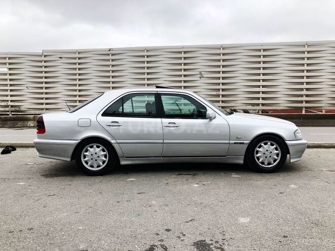 Mercedes C 180 1999, 251,000 km - 1.8 л - Bakı