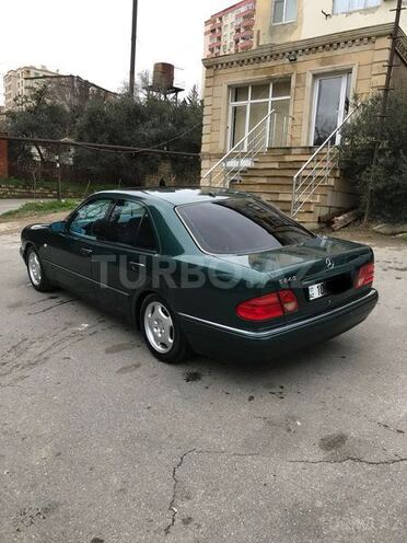 Mercedes E 240 1999, 282,280 km - 0.3 l - Bakı