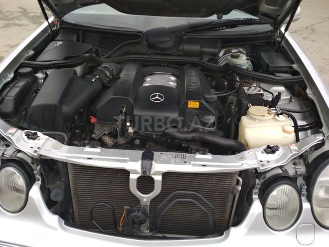Mercedes E 280 2000, 314,000 km - 2.8 l - Bakı