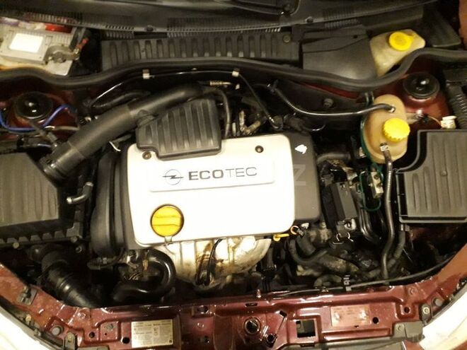 Opel Corsa 2002, 200,172 km - 1.4 l - Gəncə