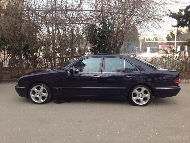 Mercedes E 320 2000, 245,000 km - 3.2 l - Bakı