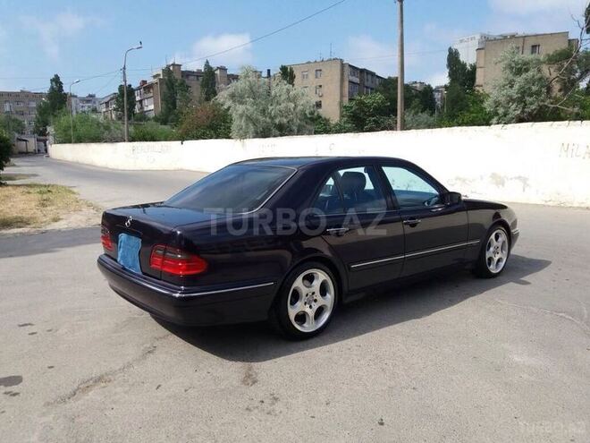 Mercedes E 320 2000, 245,000 km - 3.2 l - Bakı