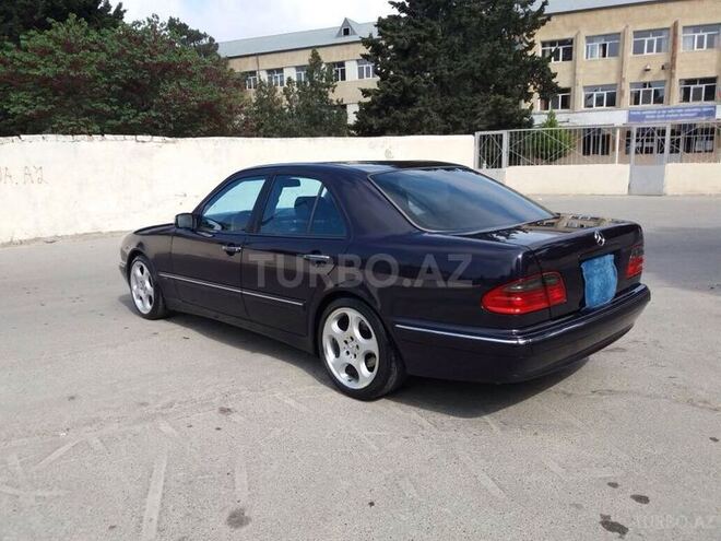 Mercedes E 320 2000, 245,000 km - 3.2 l - Bakı