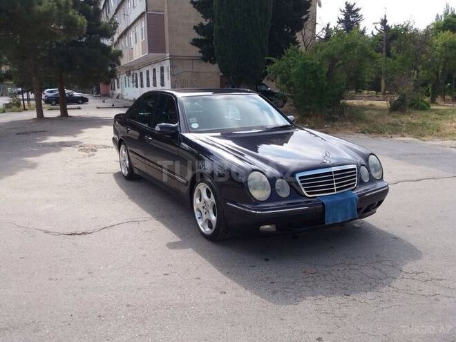Mercedes E 320 2000, 245,000 km - 3.2 l - Bakı