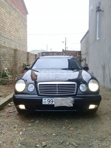 Mercedes E 240 2000, 462,000 km - 2.4 l - Xırdalan
