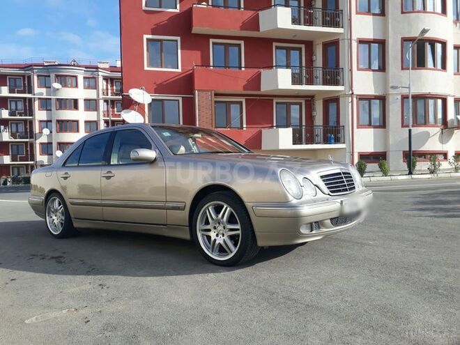 Mercedes E 320 2000, 250 km - 3.2 l - Bakı