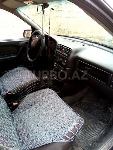 Opel Vectra 1992, 140,000 km - 1.6 l - Bakı