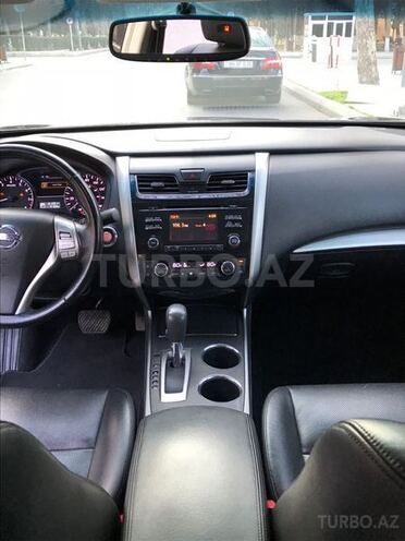 Nissan Sunny 2013, 63,000 km - 2.5 l - Bakı