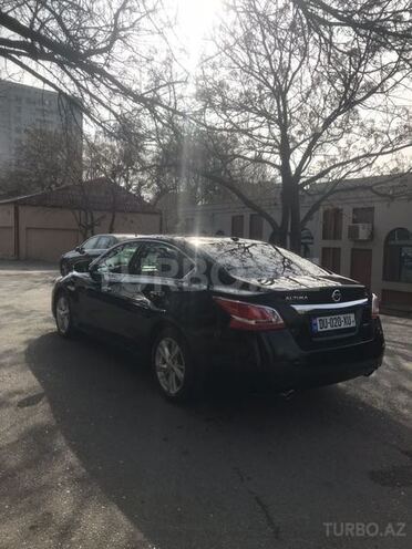 Nissan Sunny 2013, 63,000 km - 2.5 l - Bakı
