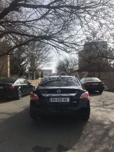 Nissan Sunny 2013, 63,000 km - 2.5 l - Bakı