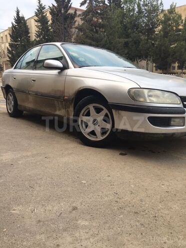 Opel Omega 1997, 283,256 km - 2.0 l - Salyan