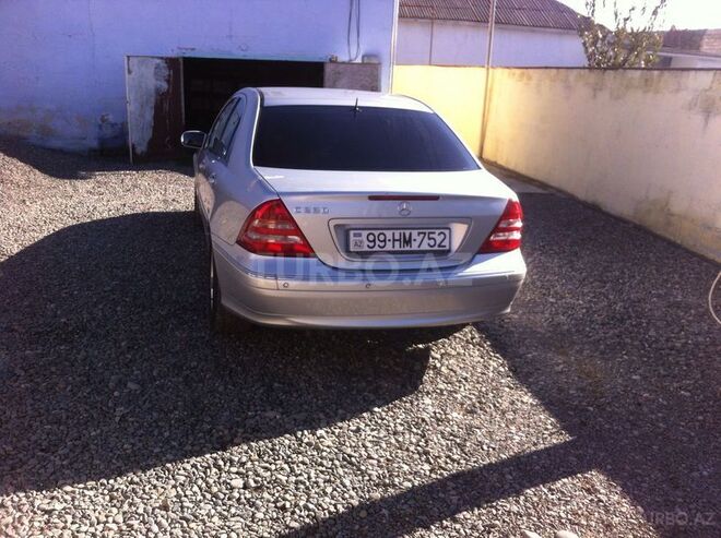 Mercedes C 240 2006, 170 km - 0.3 l - Salyan