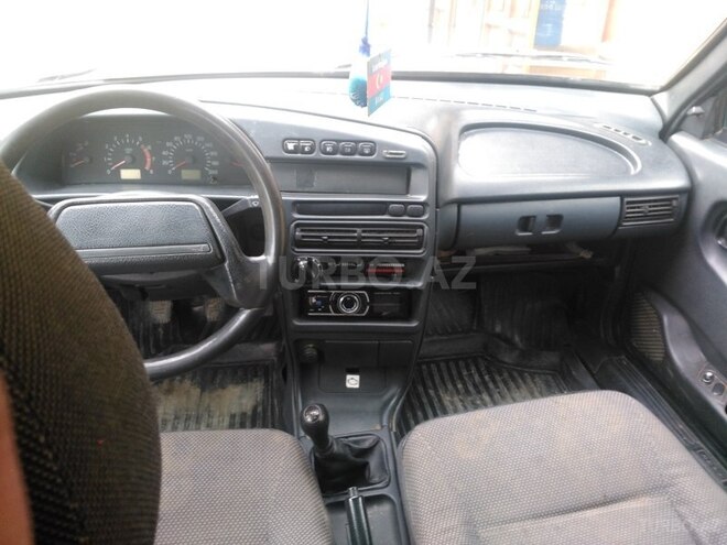LADA (VAZ) 2115 2009, 332,700 km - 1.6 л - Salyan