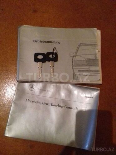 Mercedes 190 1992, 300,000 km - 2.0 l - Bakı