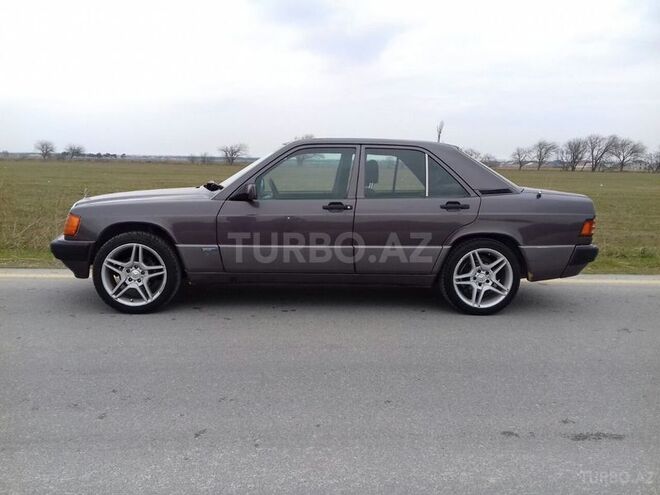 Mercedes 190 1992, 300,000 km - 2.0 l - Bakı