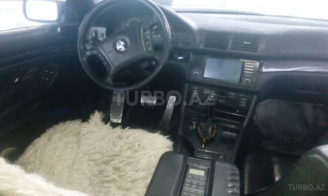 BMW 528 1997, 254,369 km - 2.8 l - Bakı