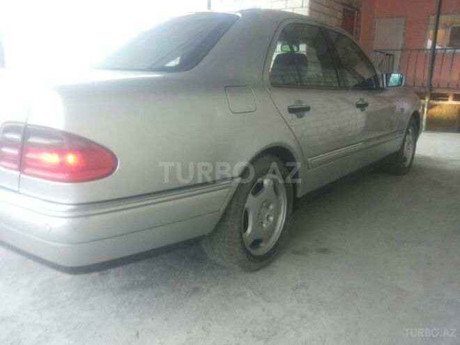 Mercedes E 320 1997, 357,000 km - 3.2 l - Zaqatala