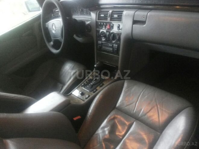 Mercedes E 320 1997, 357,000 km - 3.2 l - Zaqatala