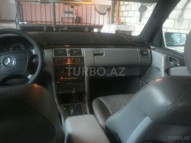 Mercedes E 320 1997, 357,000 km - 3.2 l - Zaqatala