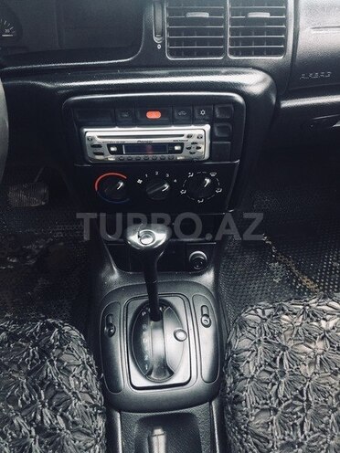 Opel Vectra 1996, 235,000 km - 1.6 l - Qazax